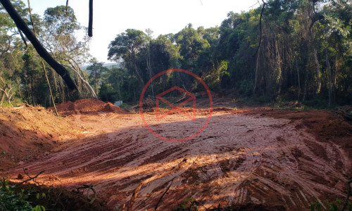 Lote em Condomínio Fechado em Ibiúna!!