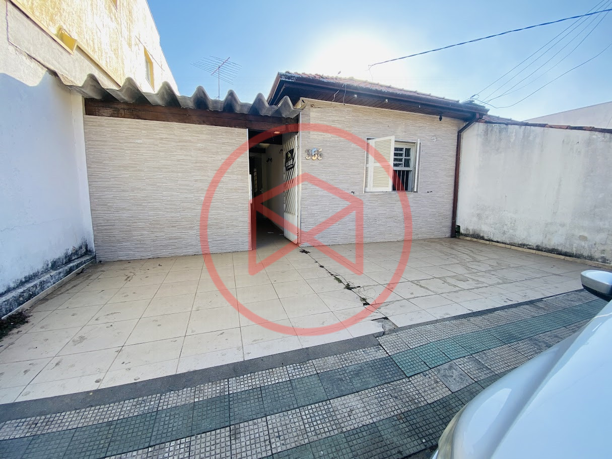 Casa Comercial no Centro de Ibiúna