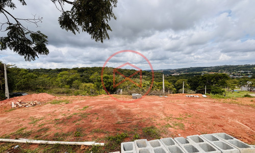 Chácara em Condomínio Fechado em Ibiuna!!