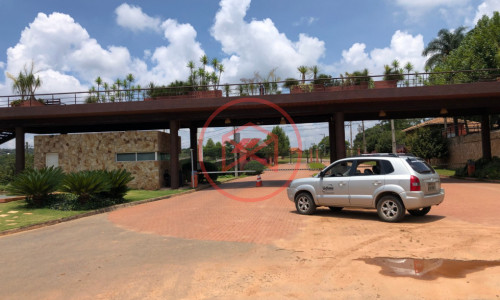 Lote em Condomínio Fechado com Acesso a Represa em Ibiúna