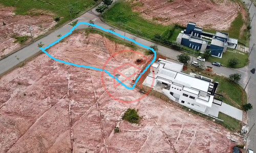 Lote em Condomínio Fechado com Acesso a Represa em Ibiúna