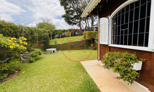 Chácara em condomínio Fechado Próximo ao centro de Ibiúna