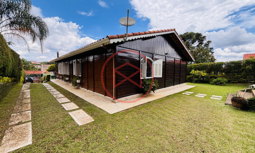 Chácara em condomínio Fechado Próximo ao centro de Ibiúna