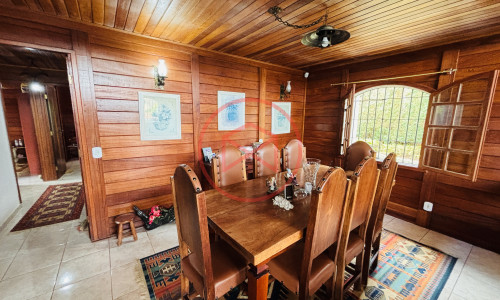 Chácara em condomínio Fechado Próximo ao centro de Ibiúna