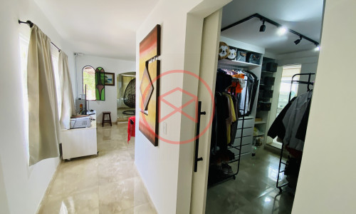 Casa em Condomínio Fechado antes do centro de Ibiúna.