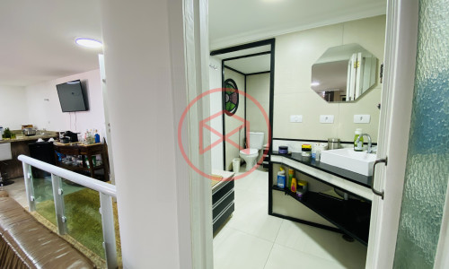 Casa em Condomínio Fechado antes do centro de Ibiúna.