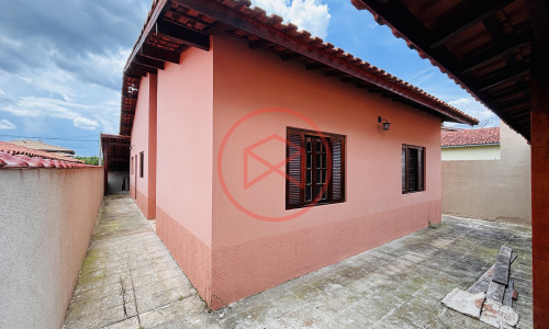 Casa Residencial próximo do Centro de Ibiúna