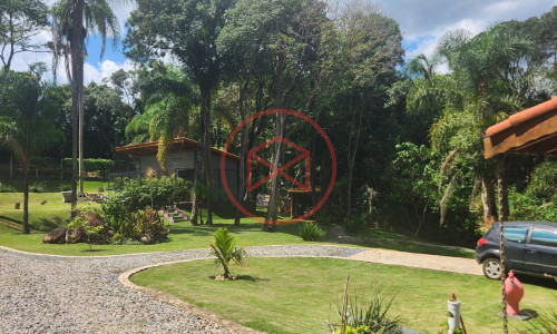Chácara em Condomínio Fechado!! Em Ibiuna/SP