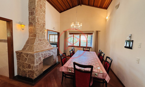 Chácara em Condomínio Fechado em Ibiúna. Interior de SP