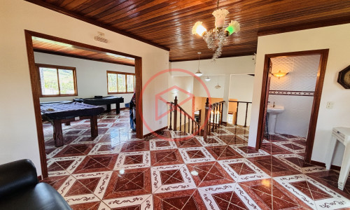 Chácara em Condomínio Fechado em Ibiúna. Interior de SP