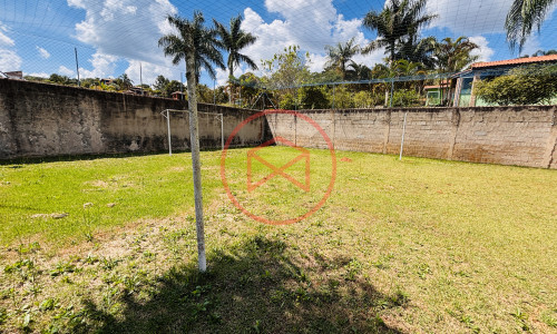 Chácara em Condomínio Fechado em Ibiúna. Interior de SP