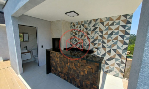 Chácara em Condomínio Antes do Centro de Ibiúna. Interior de SP