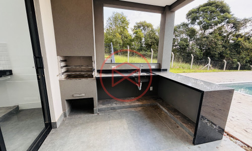 Chácara em Condomínio Fechado em Ibiúna