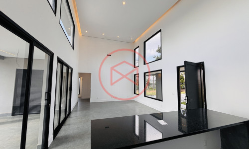 Chácara em Condomínio Fechado em Ibiúna