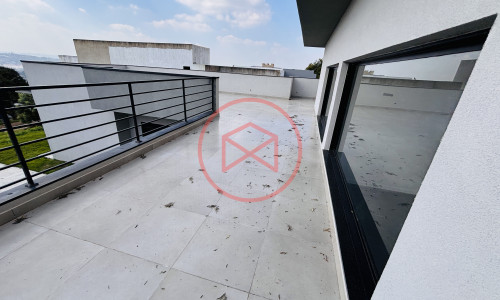 Chácara em Condomínio Fechado em Ibiúna