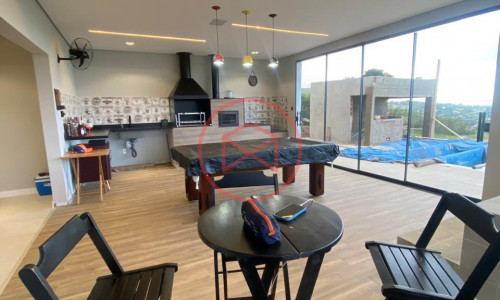 Chácara em Condomínio Fechado em Ibiúna