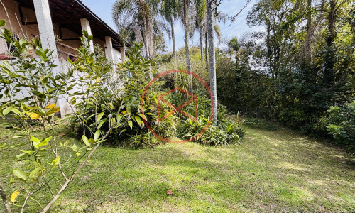 Chácara em Condomínio com acesso a Represa de Ibiúna