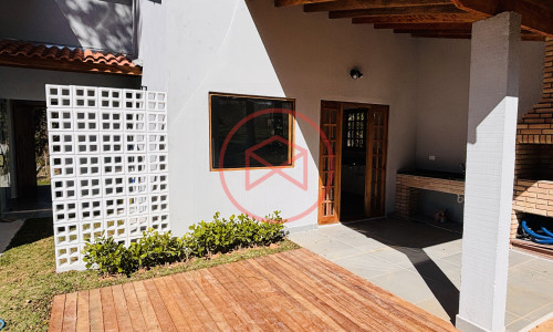 Chácara em Condomínio Fechado Antes do Centro de Ibiúna