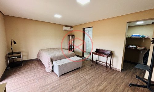 Chácara em Ibiuna, Condomínio Fechado.