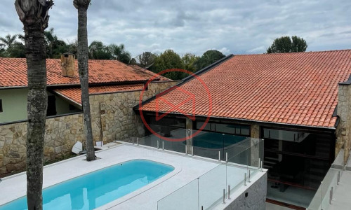 Casa em Condomínio Fechado Antes do Centro de Ibiúna