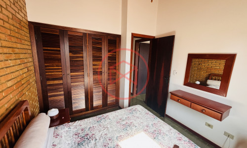 Chácara em Condomínio Fechado Antes do Centro de Ibiuna