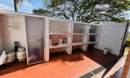 Chácara em Condomínio Fechado Antes do Centro de Ibiuna
