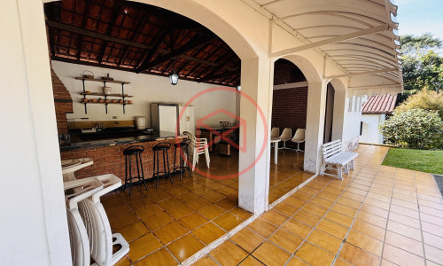 Chácara em Condomínio Fechado Antes do Centro de Ibiuna
