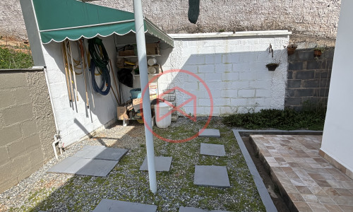 Chácara em Condomínio Fechado Próximo do Centro de Ibiúna.