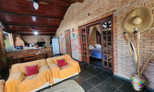 Casa em Condomínio Fechado Antes do Centro de Ibiúna